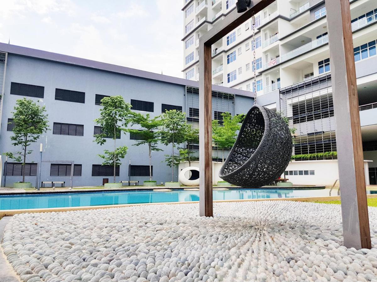 No.8 The Cube @ Puchong Skypod Residence מראה חיצוני תמונה