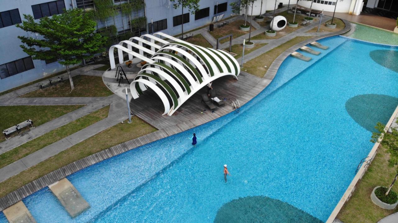 No.8 The Cube @ Puchong Skypod Residence מראה חיצוני תמונה