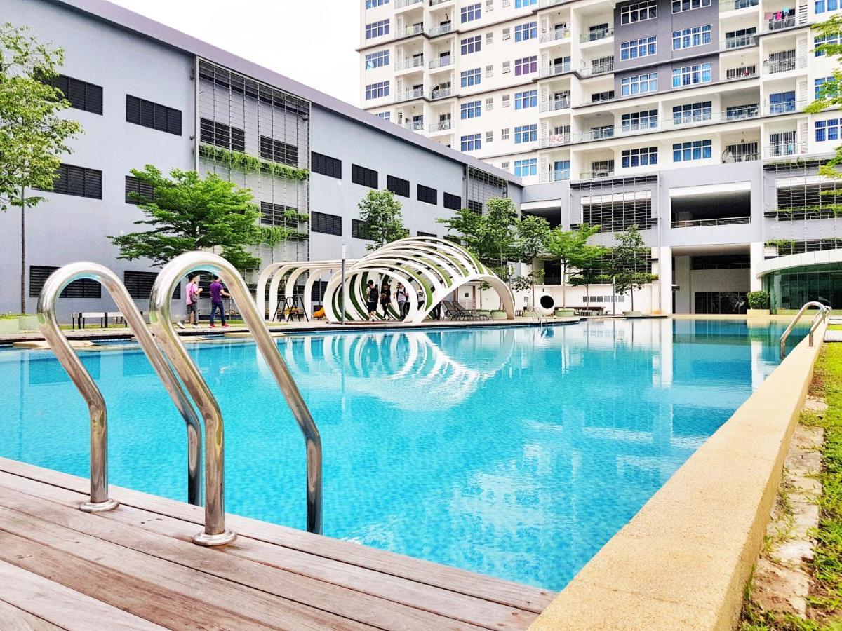 No.8 The Cube @ Puchong Skypod Residence מראה חיצוני תמונה